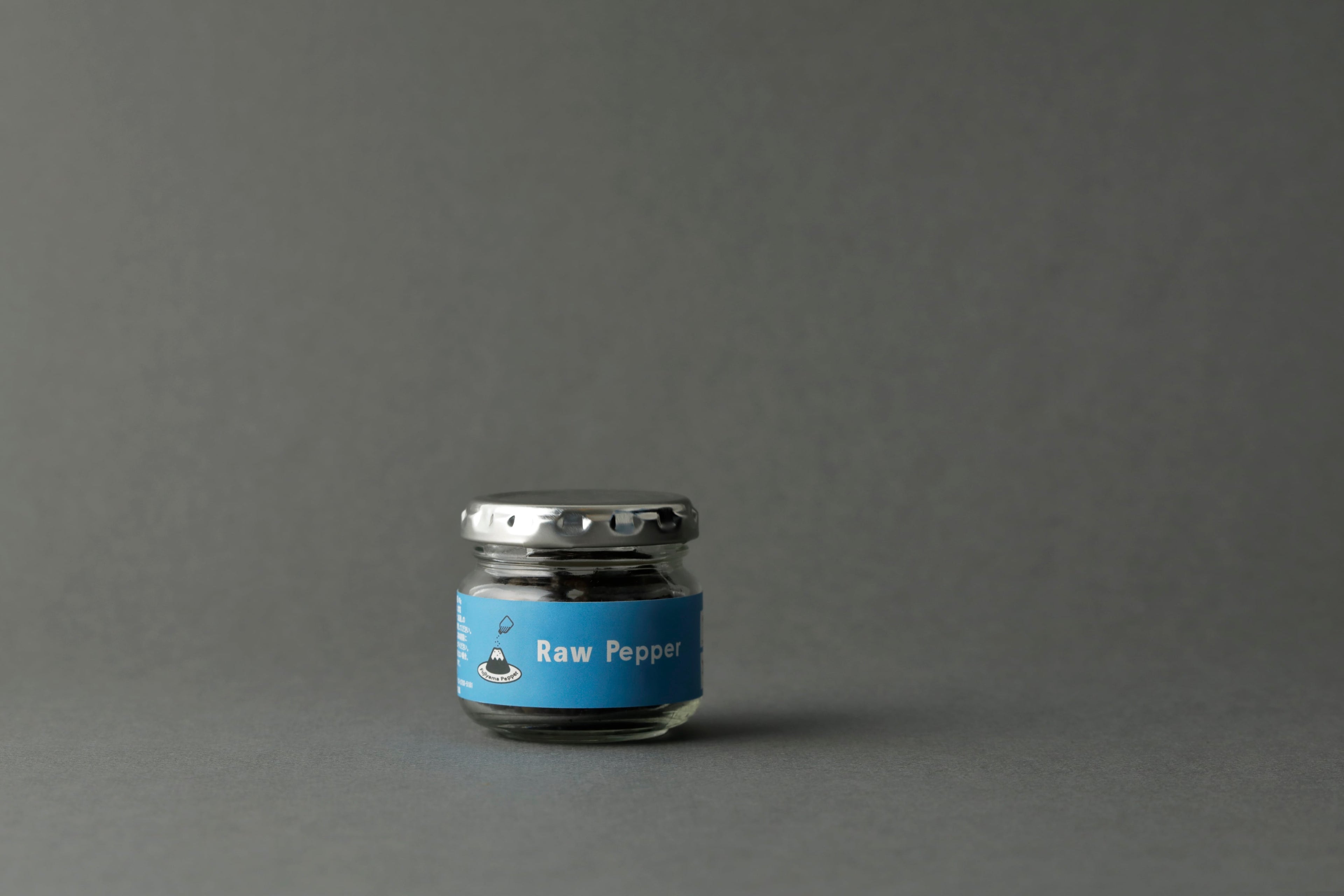 Raw Pepper（生胡椒・粒）