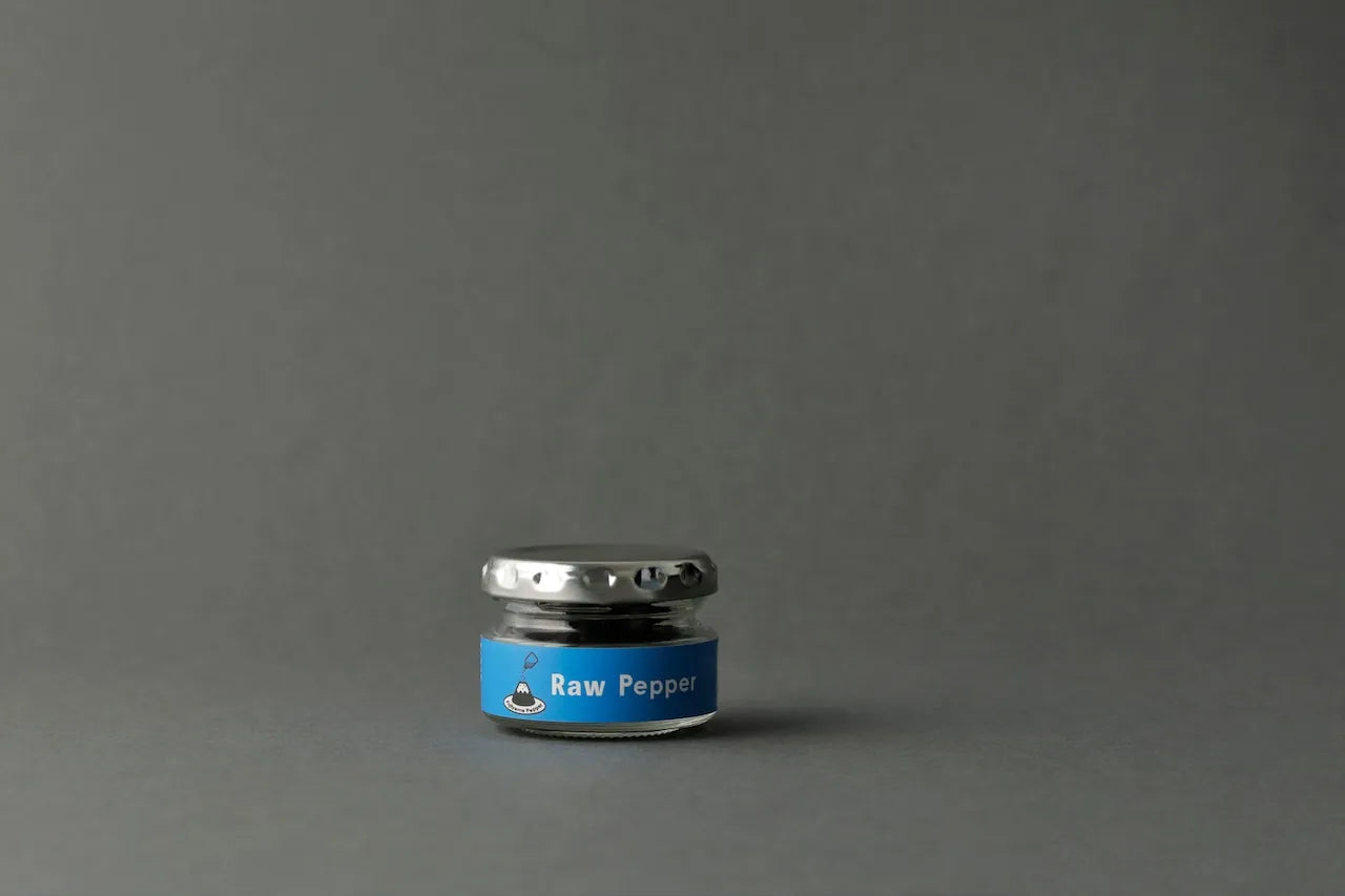 ロウペッパー（生・粒）Raw Pepper